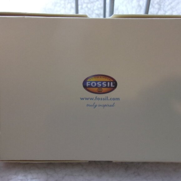E-152 NIB FOSSIL WOMENS ESP POP STITCH TRIFOLD WALLET - Picture 12 of 12